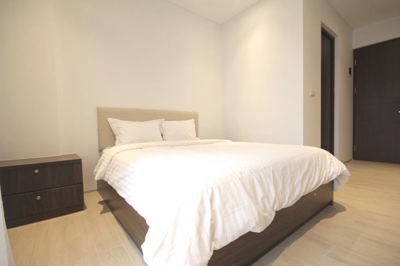 spacious_queen_bed_batu_ampar_ndalem_darmowijoto_th8-1638159932